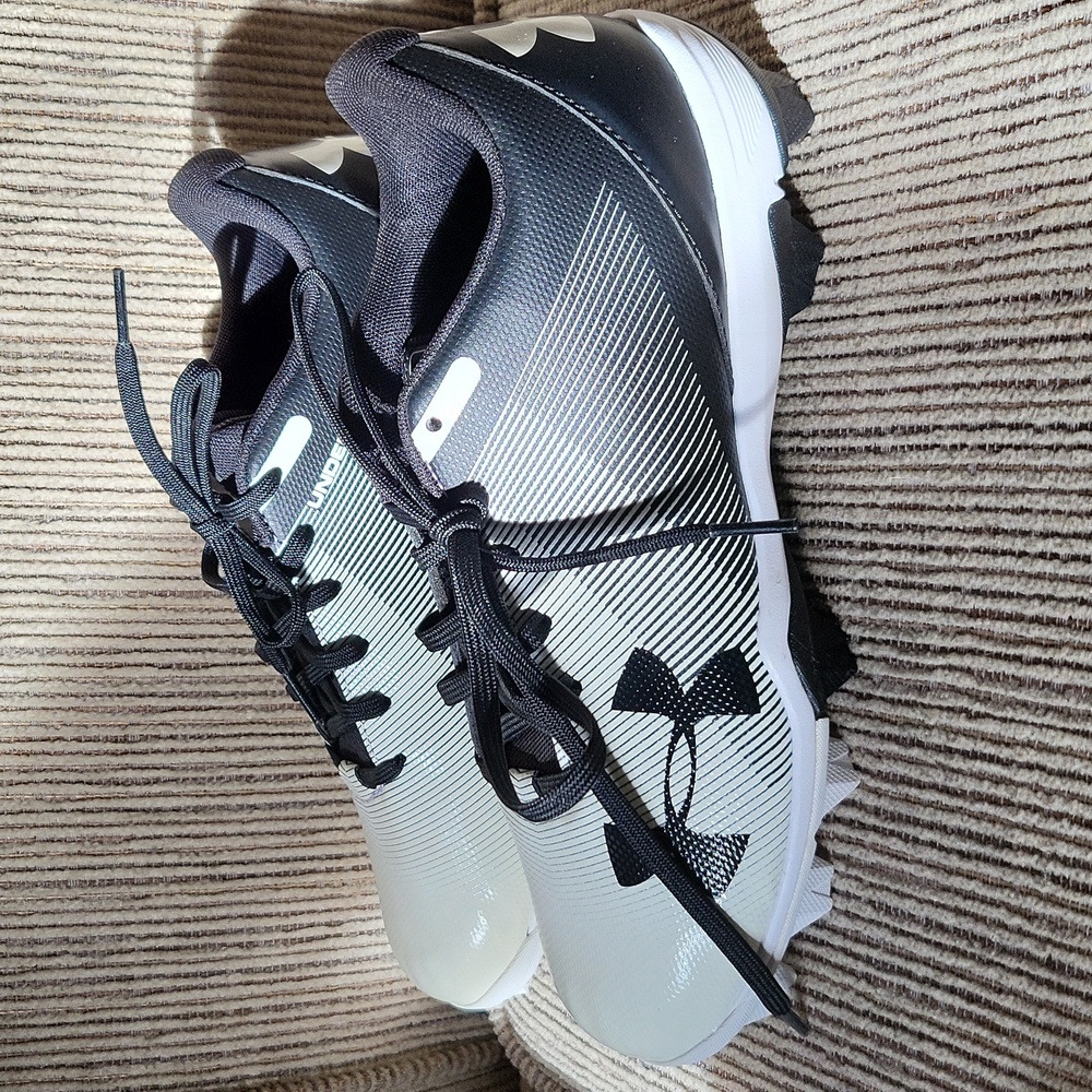 Men's under armor baseball cleats